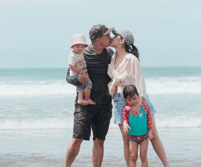 Artis Indonesia yang Mempunyai Hubungan Rumah Tangga Paling Harmonis. (Foto: Instagram)