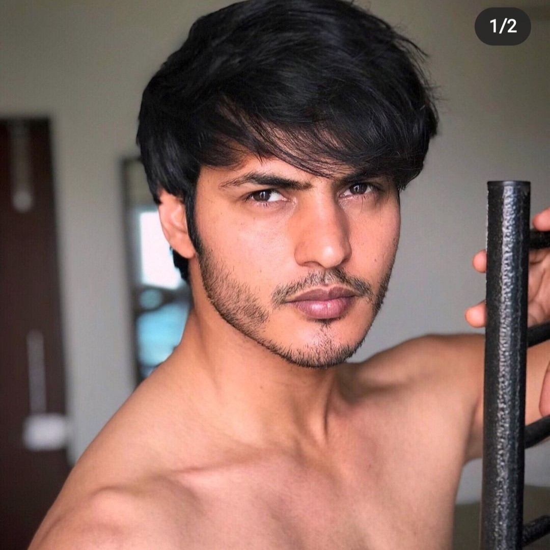 Artis India yang Menikah dengan Orang Indonesia. (Foto: Instagram)