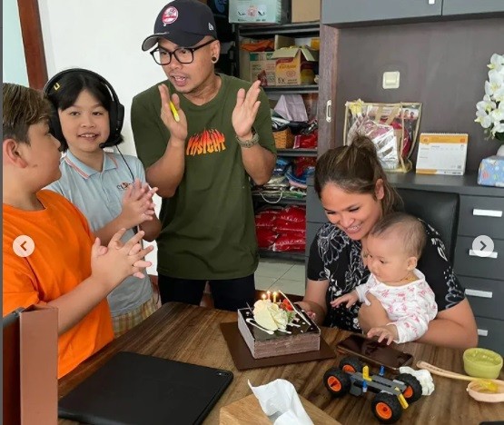 Perjalanan Wendy Cagur sebagai komedian dan ayah yang sukses. (foto: instagram)