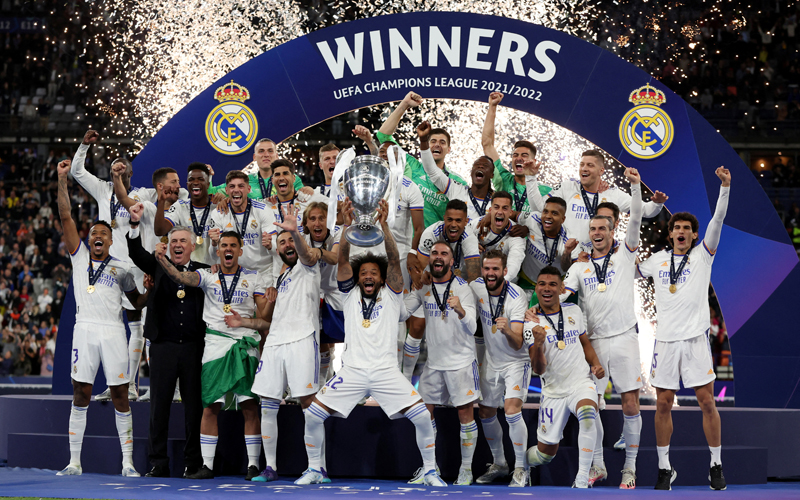 Daftar juara Liga Champions kembali bertambah setelah Real Madrid angkat piala musim 2021/2022. (Foto: REUTERS/Lee Smith)