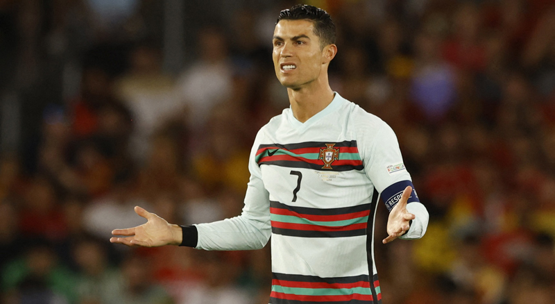 Alasan Cristiano Ronaldo dicoret dari starting XI Portugal vs Spanyol di Grup A2 UEFA Nations League, Jumat (3/6/2022) dini hari WIB terungkap. (Foto: REUTERS/Marcelo Del Pozo)
