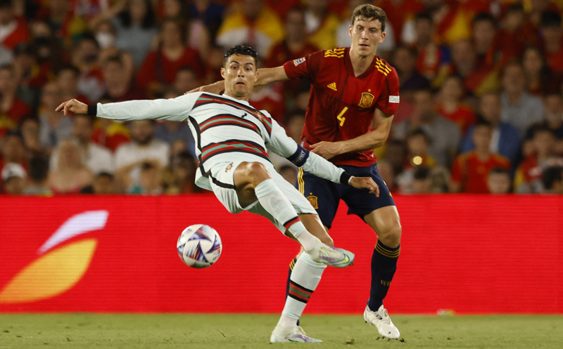 Spanyol Vs Portugal Spanyol bermain imbang 1-1 melawan Portugal pada laga Grup A2 UEFA Nations League di Estadio Benito Villamarin, Sevilla, Jumat (3/6/2022) dini hari WIB. (Foto: REUTERS/Marcelo Del Pozo)