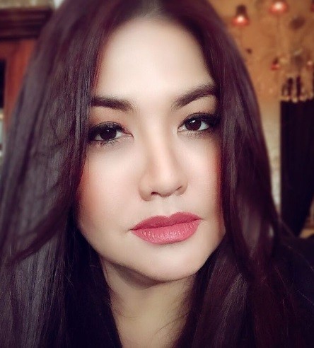 Artis Wanita Menyesal Telah Bercerai dengan Suaminya. (Foto: instagram)