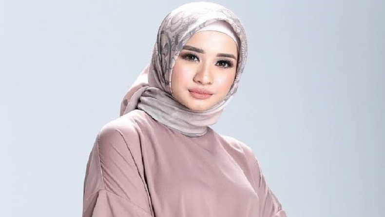 Artis Punya Bisnis Fashion Muslim. (Foto: Instagram)