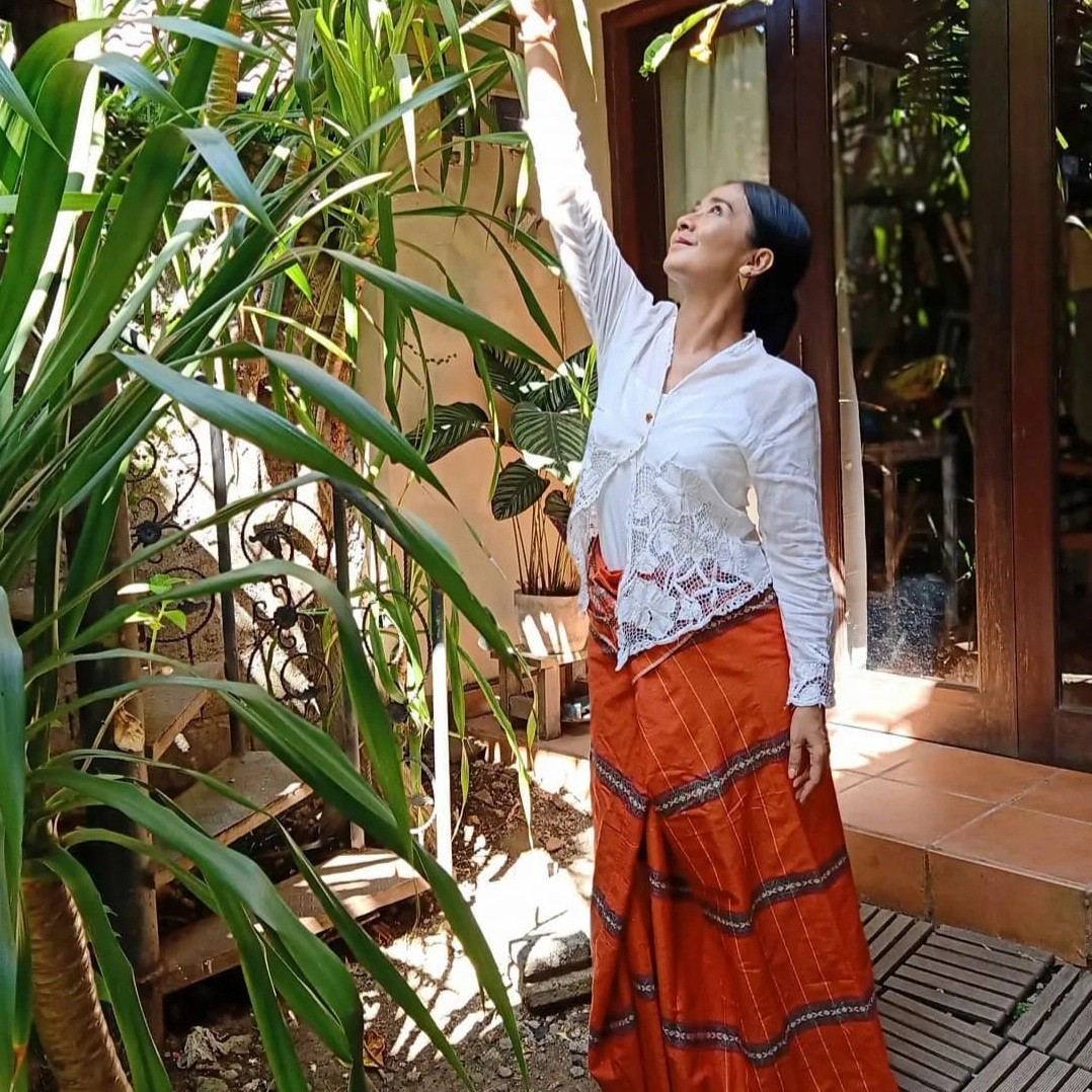 Screenshot 20220803 050104 Instagram Artis yang Suka Memakai Kebaya Bali. (Foto: Instagram)