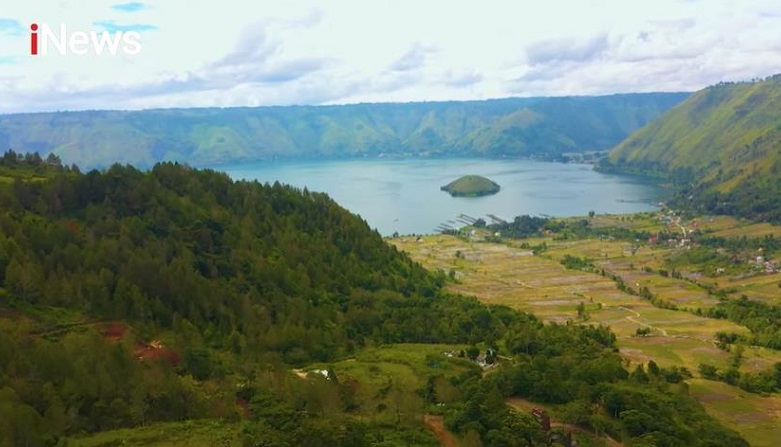 Desa Wisata Tipang, surga tersembunyi di sisi Danau Toba. (Foto: iNews)