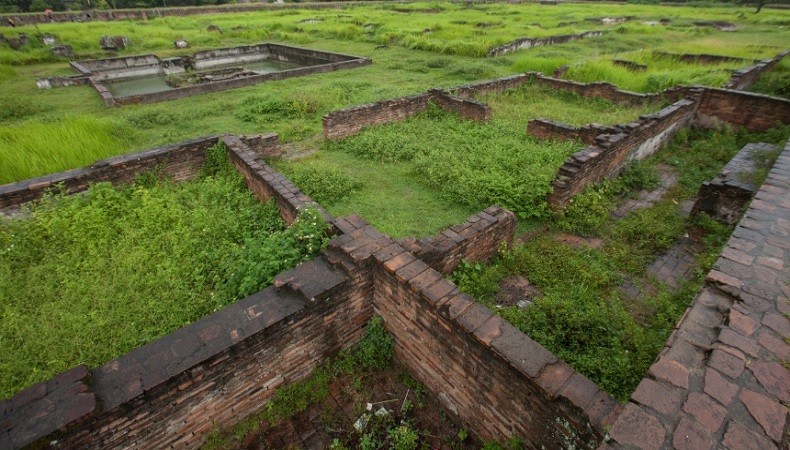Keraton Surosawan Keraton Surosawan. (Foto: cagarbudaya.kemdikbud.go.id)