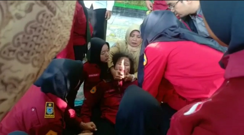 Belasan Siswa SMKN 1 Magetan Kesurupan saat Acara Istigasah, Semua Guru Panik 