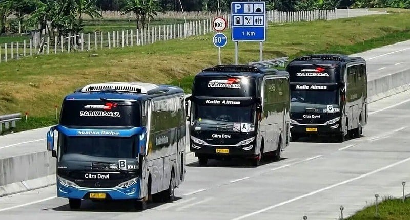 Sistem Gaji Sopir Bus Pariwisata: Antara Risiko, Keuntungan, dan Kesejahteraan
