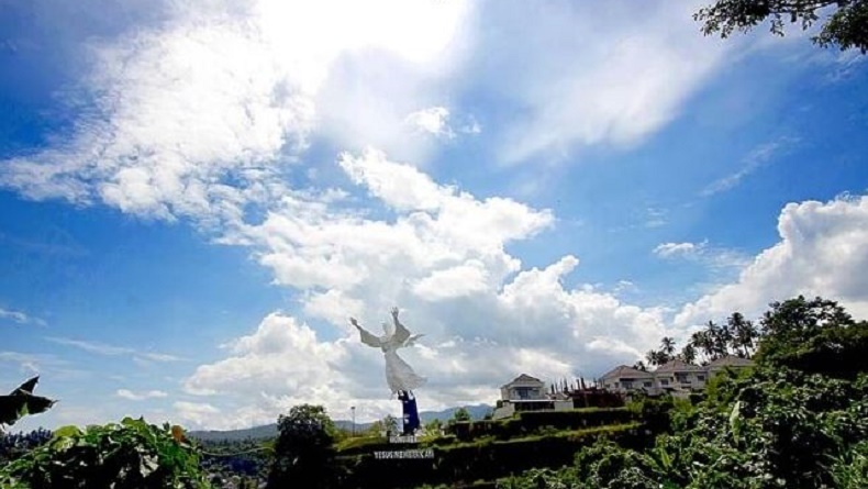 5 Patung Yesus Terbesar Di Indonesia, Nomor 4 Disebut Tertinggi Di Dunia