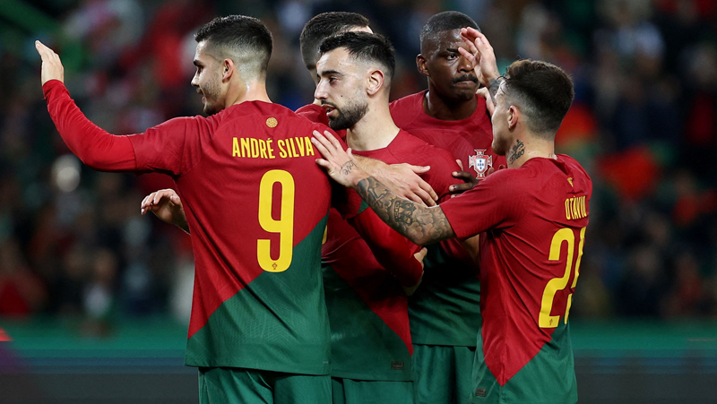 Timnas Portugal menang telak 4-0 atas Nigeria pada laga uji coba jelang Piala Dunia 2022 di Stadion Jose Alvalade, Jumat (18/11/2022) dini hari WIB. (Foto: REUTERS/Rodrigo Antunes)
