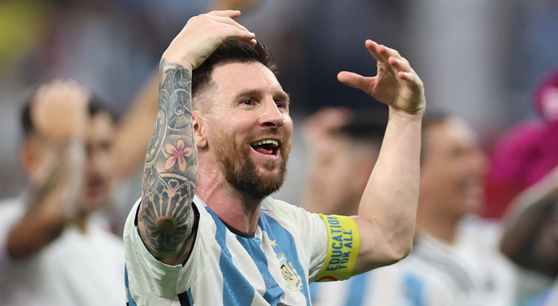 Ada 5 rekor fenomenal Lionel Messi usai Argentina gilas Australia di babak 16 Besar Piala Dunia 2022. (Foto: REUTERS/Pedro Nunes)
