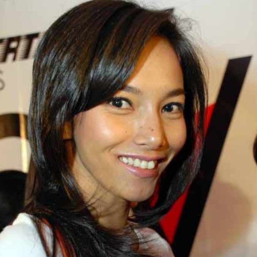 Artis cantik ada di iklan sampo era 90-an. (Foto: istimewa)