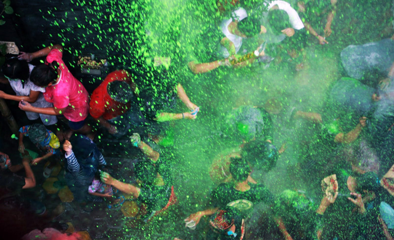 Gebyuran Bustaman, Tradisi Perang Air Sambut Ramadan di Semarang