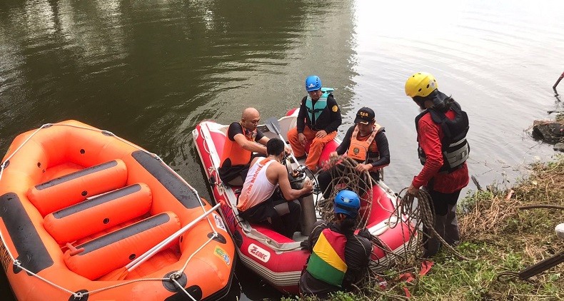 Pemuda Agam Yang Hilang Usai Ceburkan Diri Ke Sungai Ditemukan Tewas Tersangkut Di Batu 9873