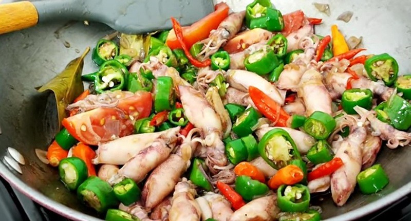 Resep Tumis Cumi Asin yang Enak dan Tidak Alot, Pakai Cabai Ijo Makin Sedap!