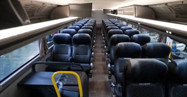 Bus width=560
