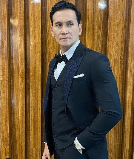  aktor pria tetap ganteng di usia 40an. (foto: instagram)