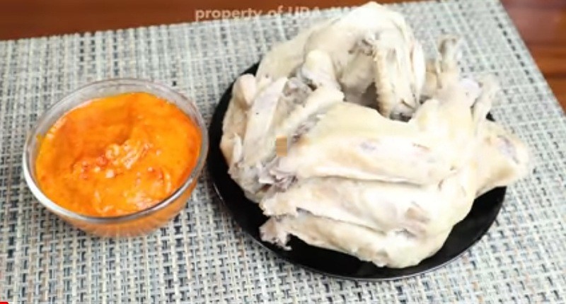 Resep Ayam Pop Padang Sederhana, Rasa Menggugah Selera Dibuat dengan Air Kelapa