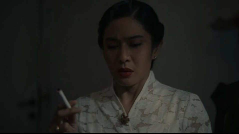 Artis cantik merokok demi film. (Foto: instagram)