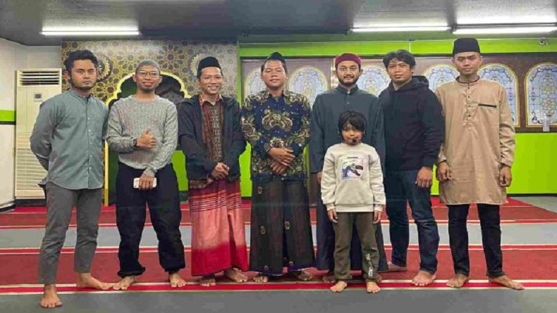 Kisah Inspiratif Ramadani Ilham, Mahasiswa Unusa Hobi Qiroah hingga Jadi Ustaz di Jepang (Foto: Dok Unusa)