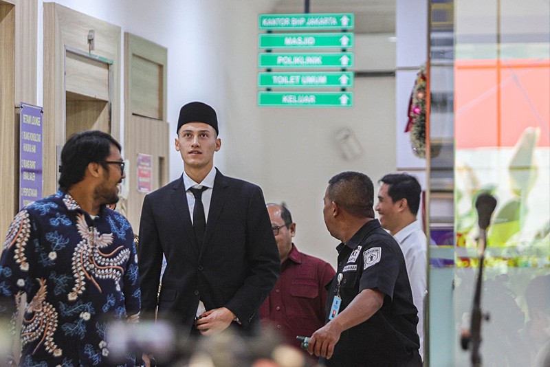 Jay Idzes resmi menjadi warga negara Indonesia usai diambil sumpah di Kanwil Kemenkumham DKI Jakarta, Kamis (28/12/2023). (Foto: PSSI)