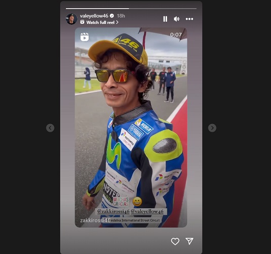 Pembalap legendaris Valentino Rossi me-repost video kembarannya asal Indonesia. (Foto: Instagram @@valeyellow46)