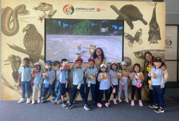 Anak-anak mengenal flora dan fauna di Animalium. (Foto: istimewa)