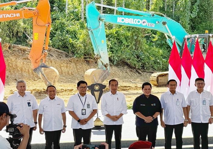 Presiden Joko Widodo saat menghadiri groundbreaking Gedung Kantor Bank Mandiri di IKN. (Foto: BPMI Setpres)