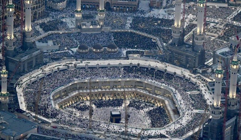 Arab Saudi Siaga, Puncak Kedatangan Jemaah Umrah Seluruh Dunia di Akhir Ramadhan