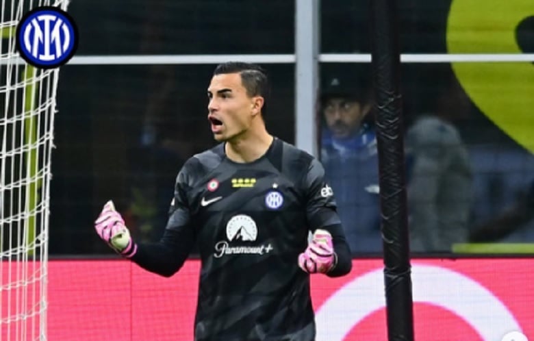 Kiper Inter Milan Emil Audero kode memasang bendera merah putih di media sosial. (Foto: Instagram/emil_audero)