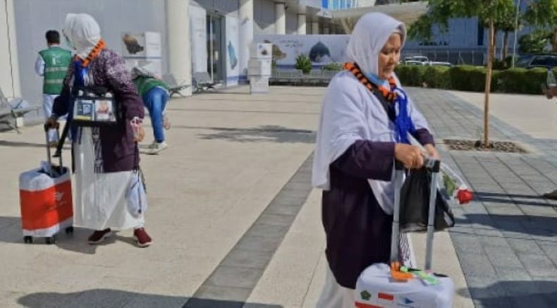 Harjanti batal berangkat haji bersama suami dan mertua (Foto: Andryanto Wisnuwido)