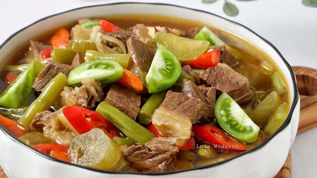 Resep Asem-Asem Daging Menggugah Selera, Pakai Belimbing Wuluh Makin Nikmat 