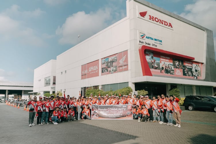 Dukungan komunitas sepeda motor Honda. (Foto: dok AHTR)