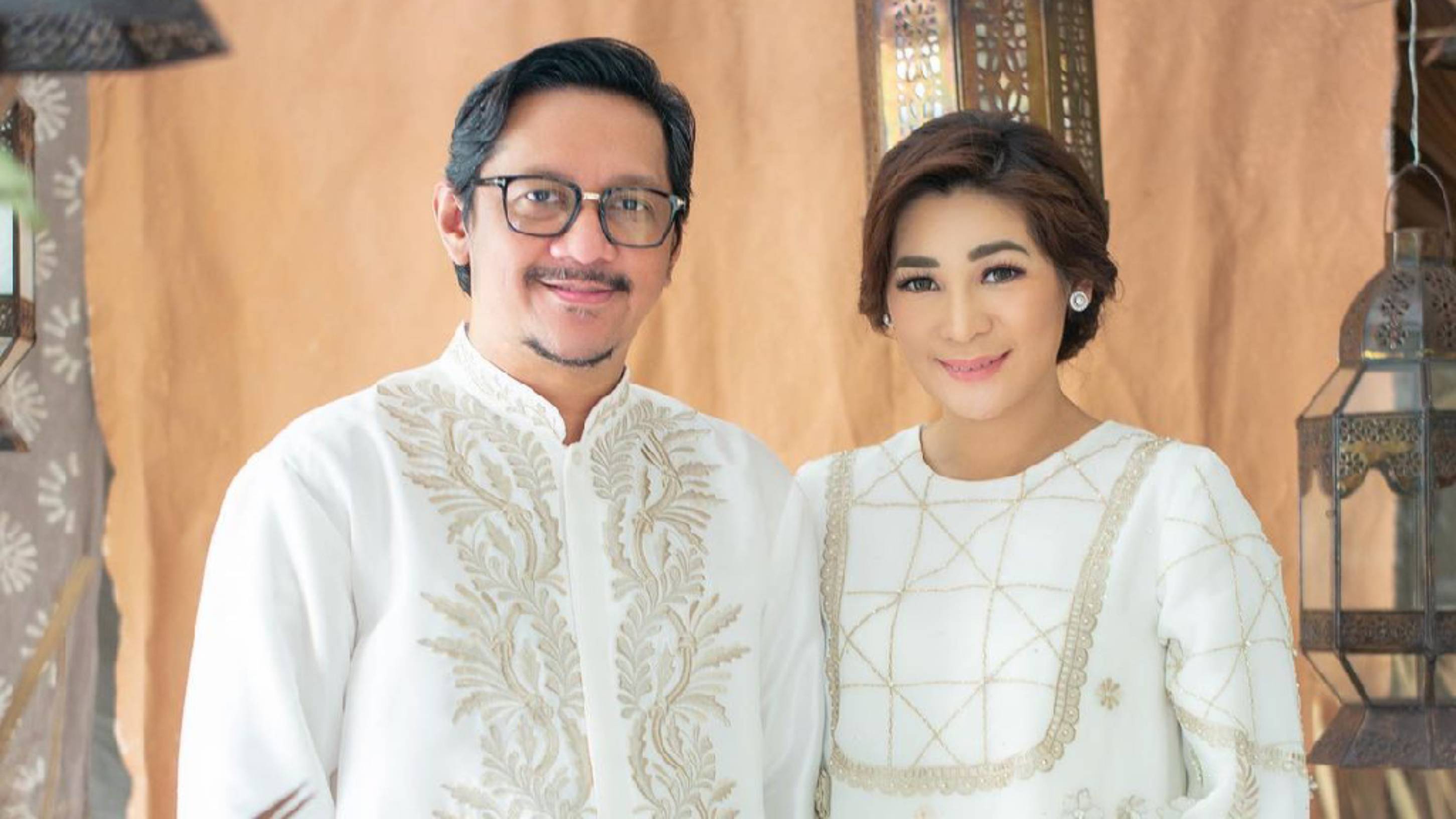 Andre Taulany dan istri kompak