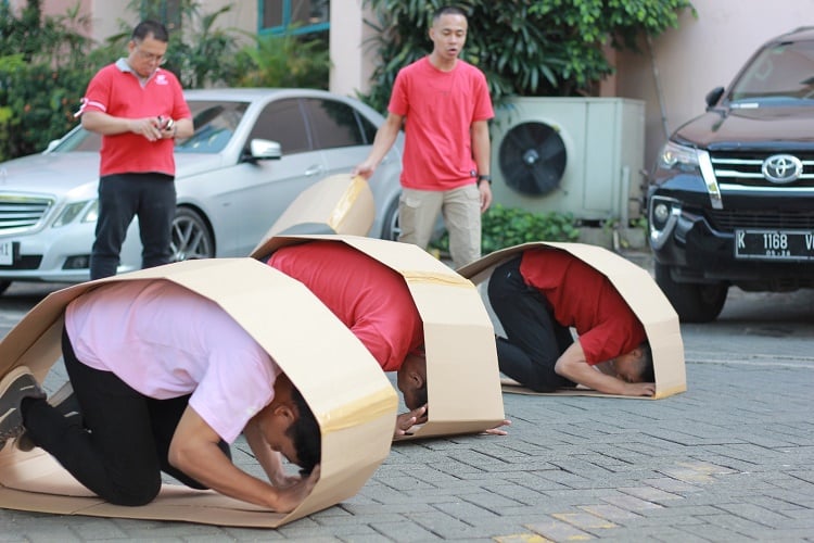 Lomba balap trenggiling. (Foto: dok Hotel Ciputra Semarang)