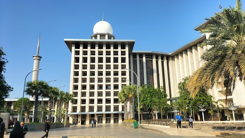 Masjid Istiqlal akan dikunjungi Paus Fransiskus (Foto: Widya Michella)