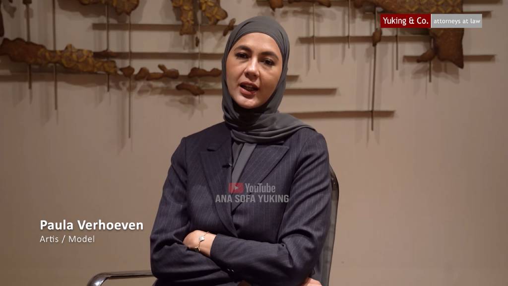 Paula Verhoeven bicara soal pentingnya menjadi wanita mandiri di salah satu konten Youtube.