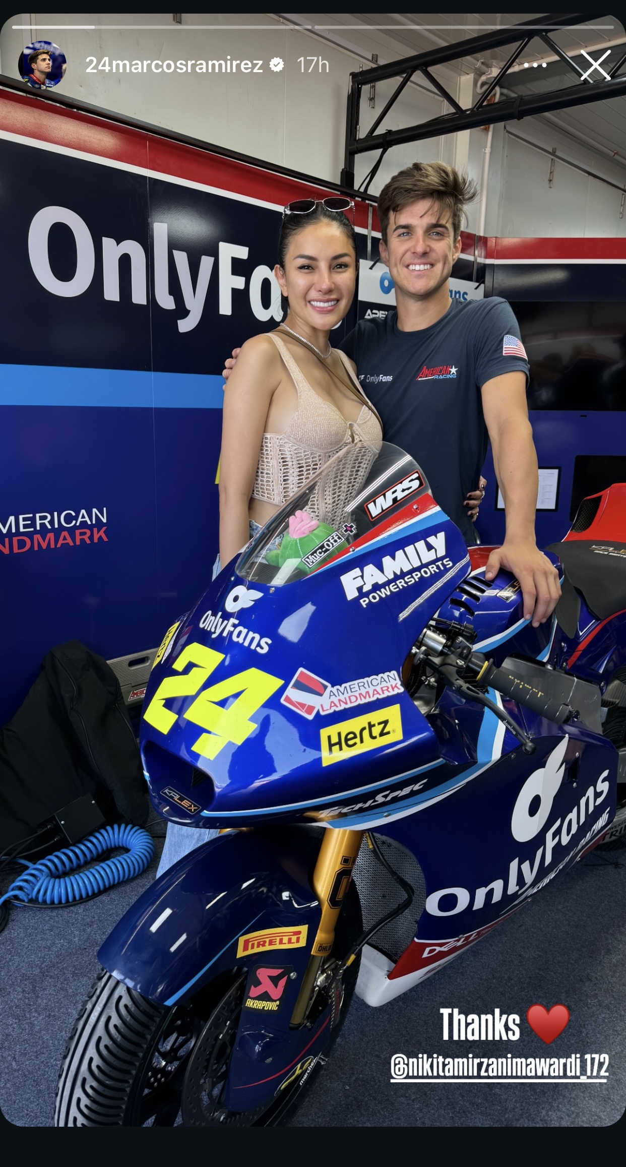 Nikita Mirzani dan Marcos Ramírez di MotoGP Mandalika 2024. (Foto: Instagram)