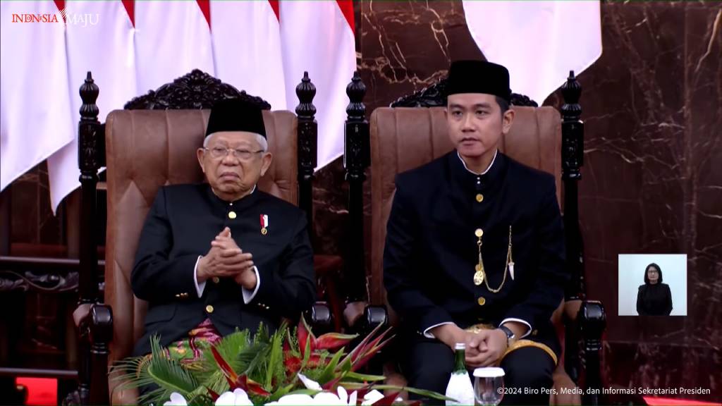 Gibran Rakabuming Raka (kanan). (Foto: Youtube/Sekretariat Presiden)