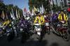 Tolak Kenaikan Harga BBM, Ratusan Mahasiswa Dorong Motor  - Bagian 1