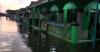 Rob Semakin Parah, Ribuan Warga Pekalongan Buka Puasa di Tengah Banjir