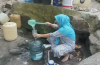 Pipa PDAM Bocor, Sejumlah Warga Makassar Krisis Air di Tengah Pandemi Corona