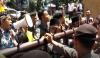 Demo Mahasiswa PMII Dukung Baiq Nuril di Mapolda NTB Nyaris Ricuh