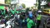 Berebut Penumpang, Puluhan Sopir Angkot-Ojek Online Nyaris Baku Hantam