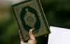 Pria Masuk Masjid lalu Robek Alquran dan Kata-katai Jemaah, Menteri Angkat Suara