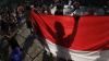 Aksi Siswa SD Negeri di Solo Mencuci Bendera Merah Putih - Bagian 1