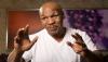 Jelang Hadapi Roy Jones Jr, Mike Tyson Asyik Main Burung