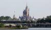 Kasus Corona Melonjak, Disney Tetap Buka Taman Hiburan di Florida