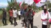Video Warga Distrik Piramid dan Muliama Papua Pasang Bendera Merah Putih Sejauh 15 Km Sambut HUT Ke-75 RI